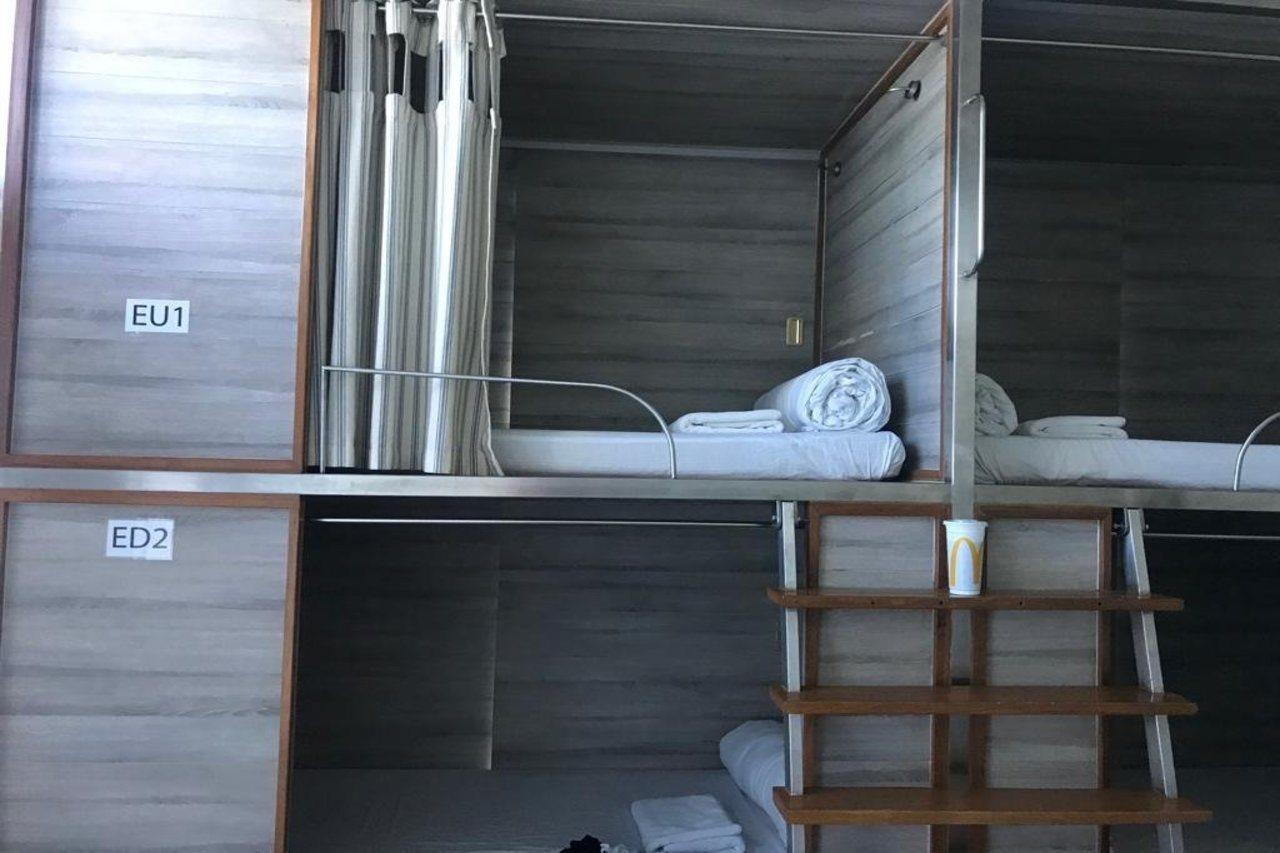 Boxpackers Pratunam Бангкок Екстер'єр фото