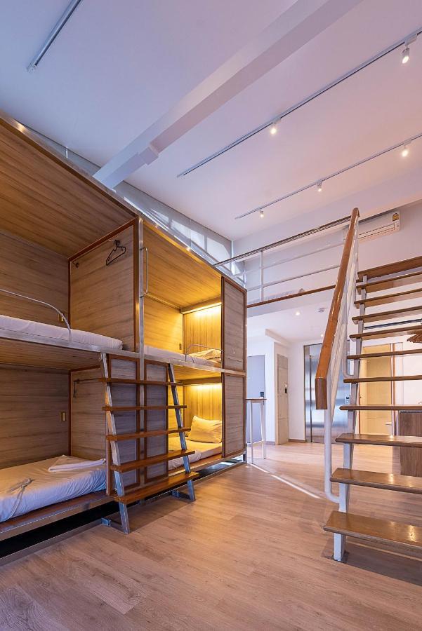 Boxpackers Pratunam Бангкок Екстер'єр фото